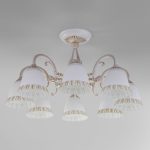 Классическая люстра со стеклянными плафонами 60107/8 белый с золотом — изображение 3